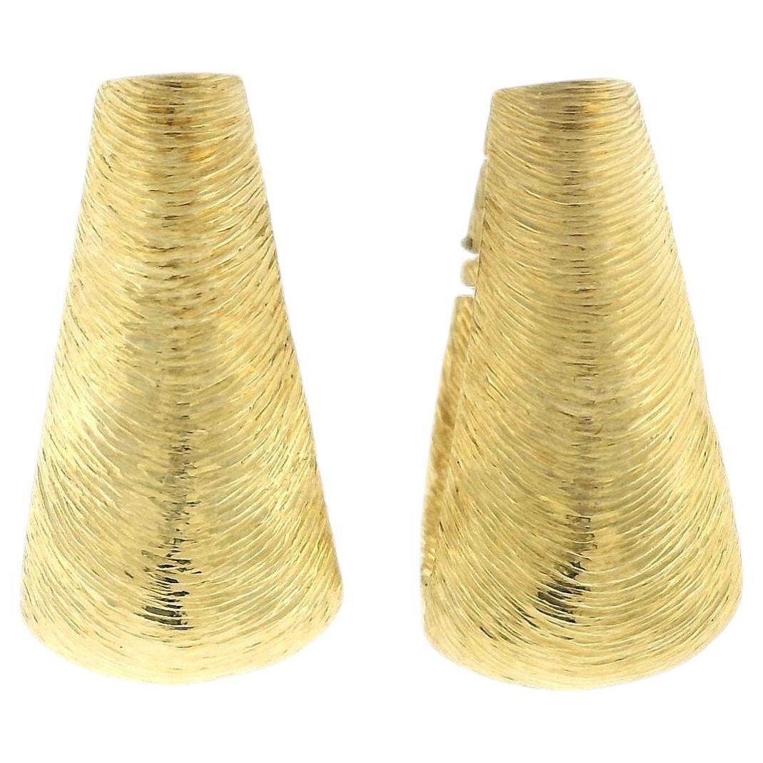 Earrings henry dunay tapered oval hoops textured 18k