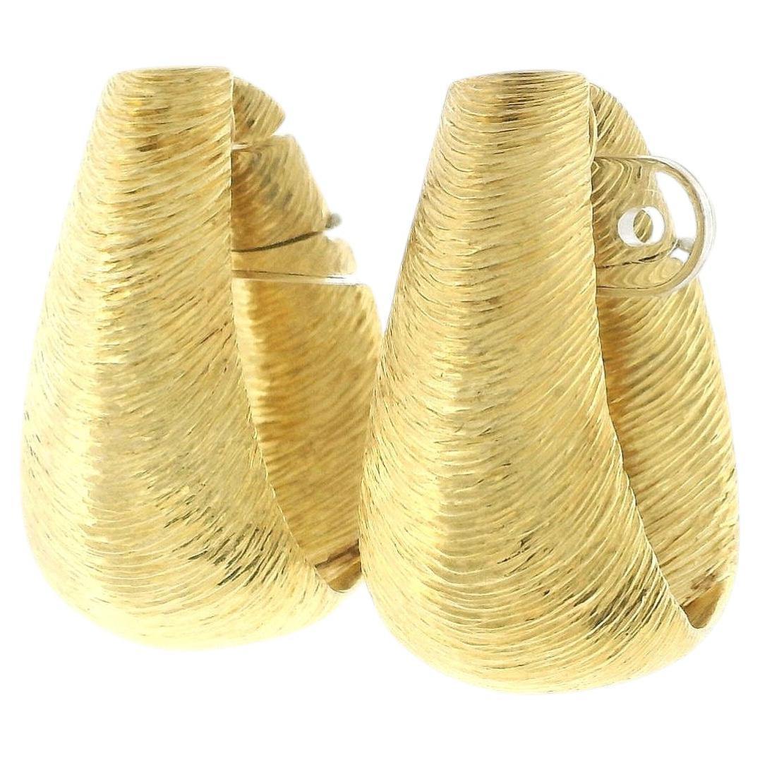 Earrings henry dunay tapered oval hoops textured 18k