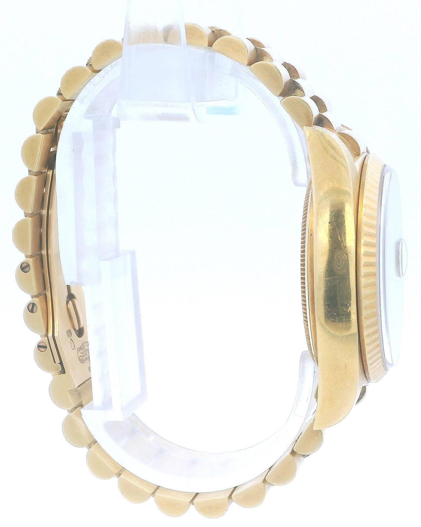 Day Date 18038 Red Stella String Diamond Dial 18K Yellow Gold