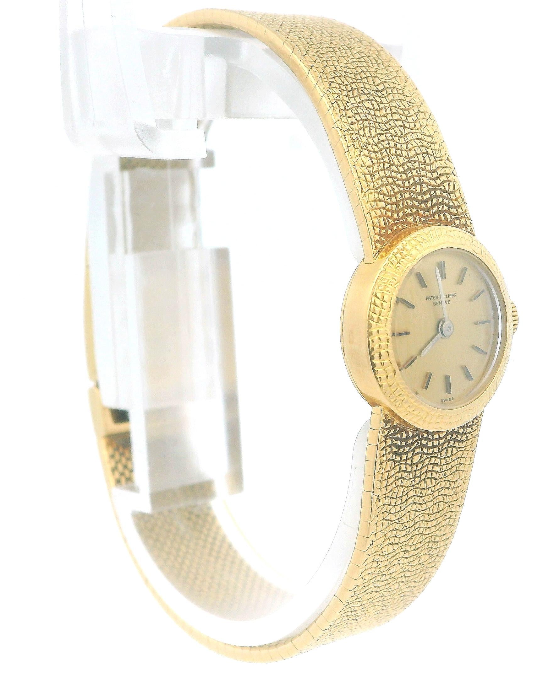 Patek Philippe 3306/23 18K Yellow Gold Hobnail Bezel Ladies Vintage Watch