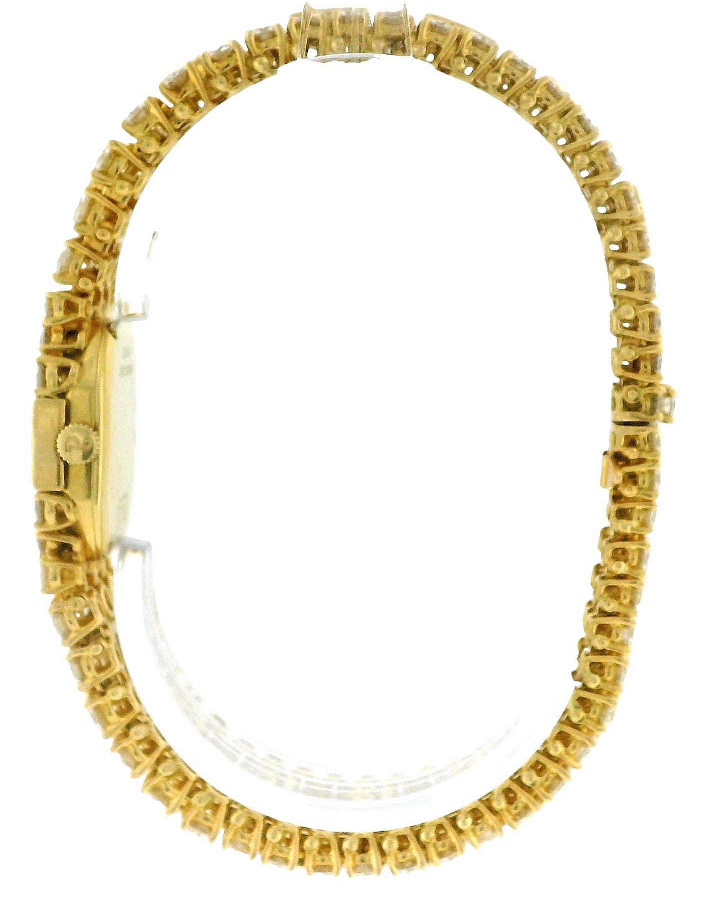 PIAGET. A LADY'S FINE 18K GOLD AND 28Cts DIAMOND-SET OVAL BRACELET WATCH