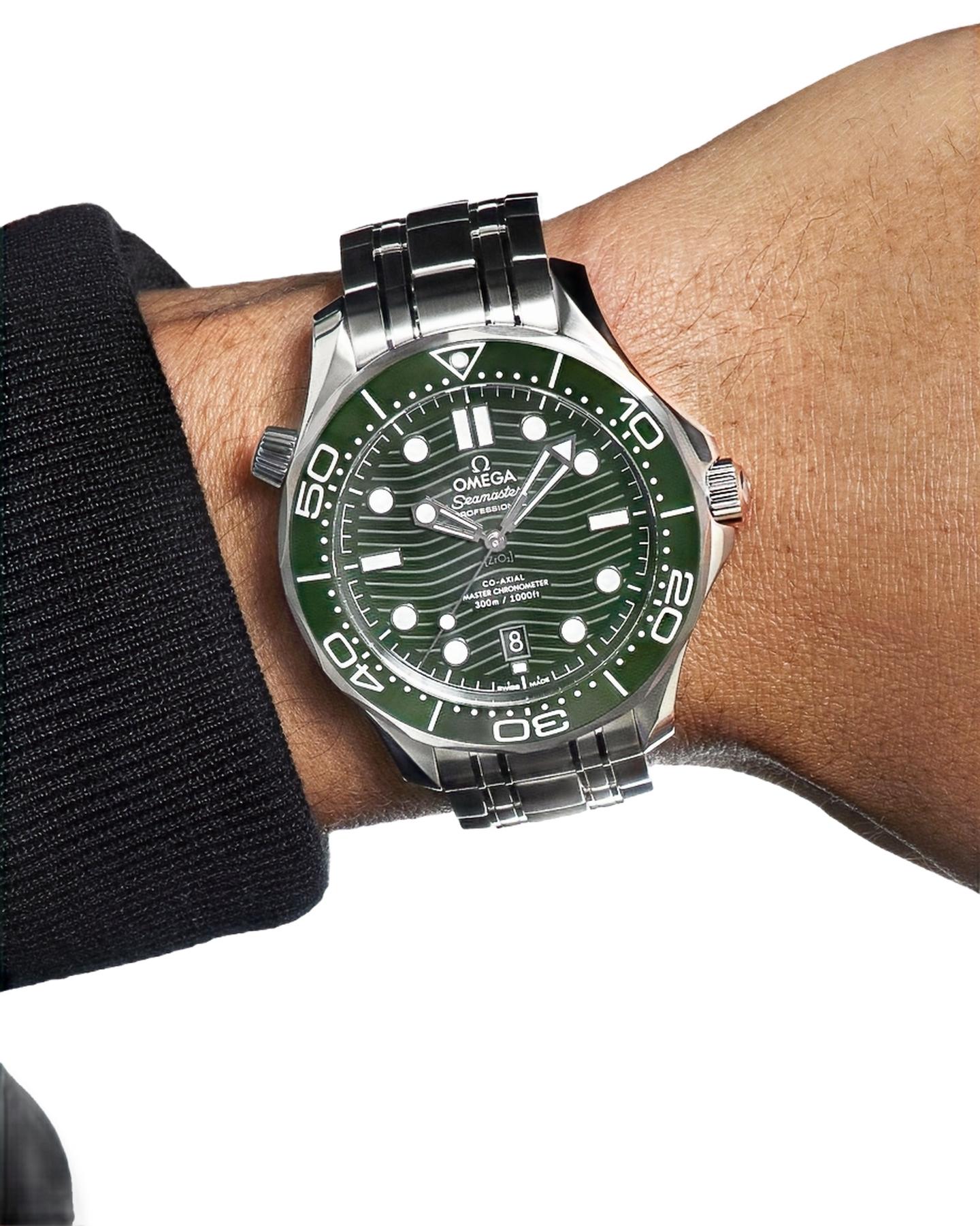 Omega Seamaster 210.30.42.20.10.001 Diver 300 Full set