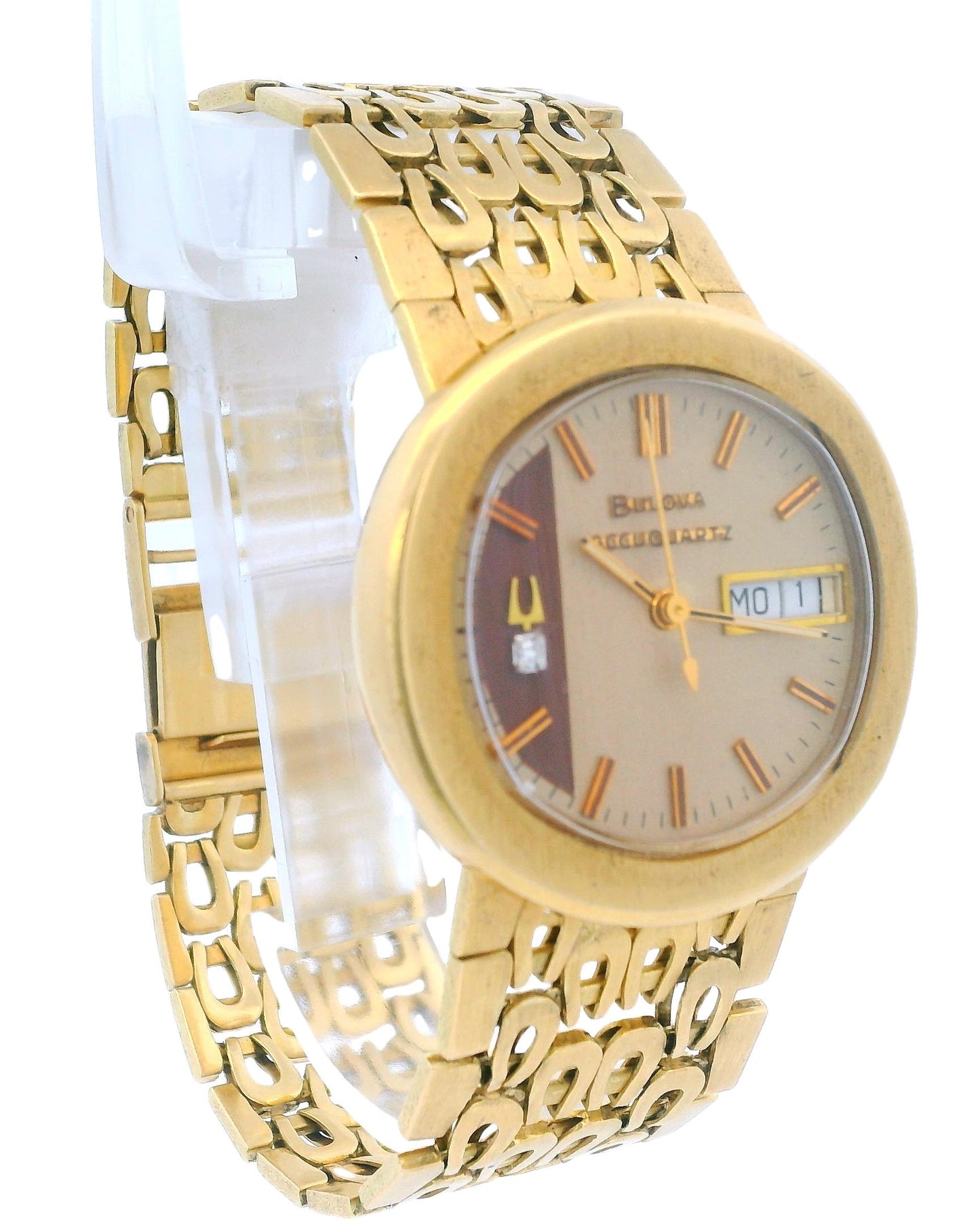 Bulova Accuquartz Day & Date Vintage 18K Yellow Gold Watch
