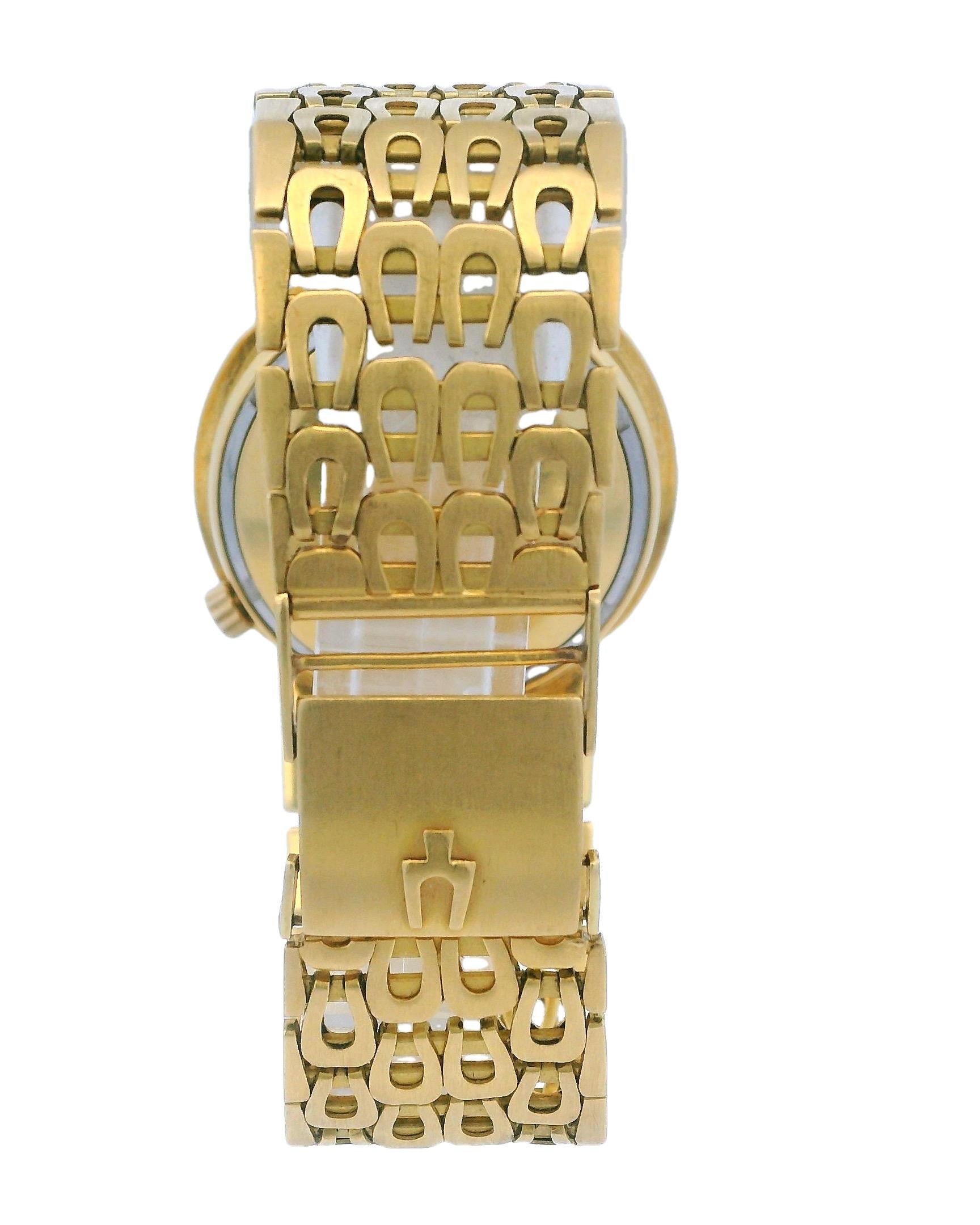 Bulova Accuquartz Day & Date Vintage 18K Yellow Gold Watch