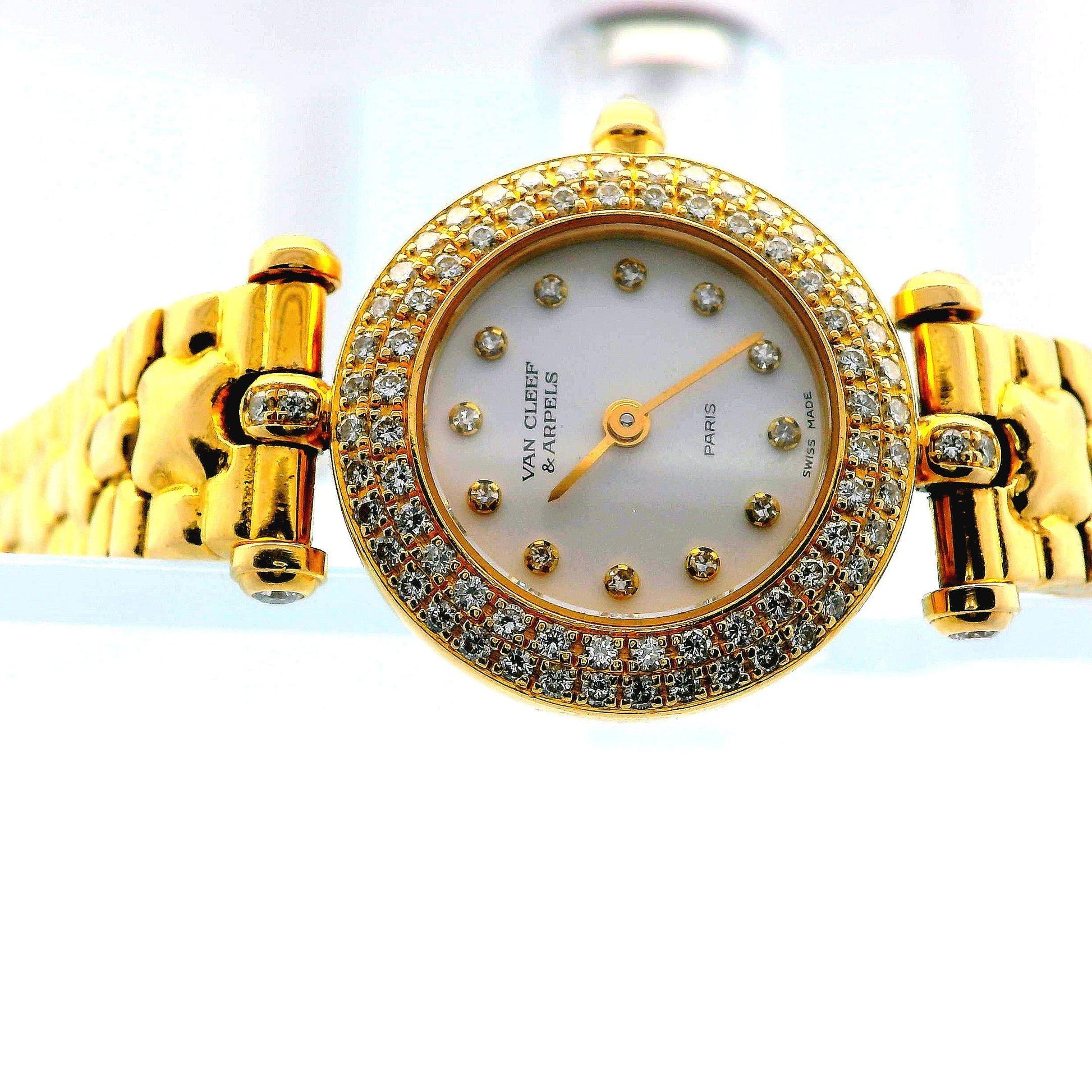Van Cleef & Arpels Classique Quartz Watch Yellow Gold with Diamond Bezel