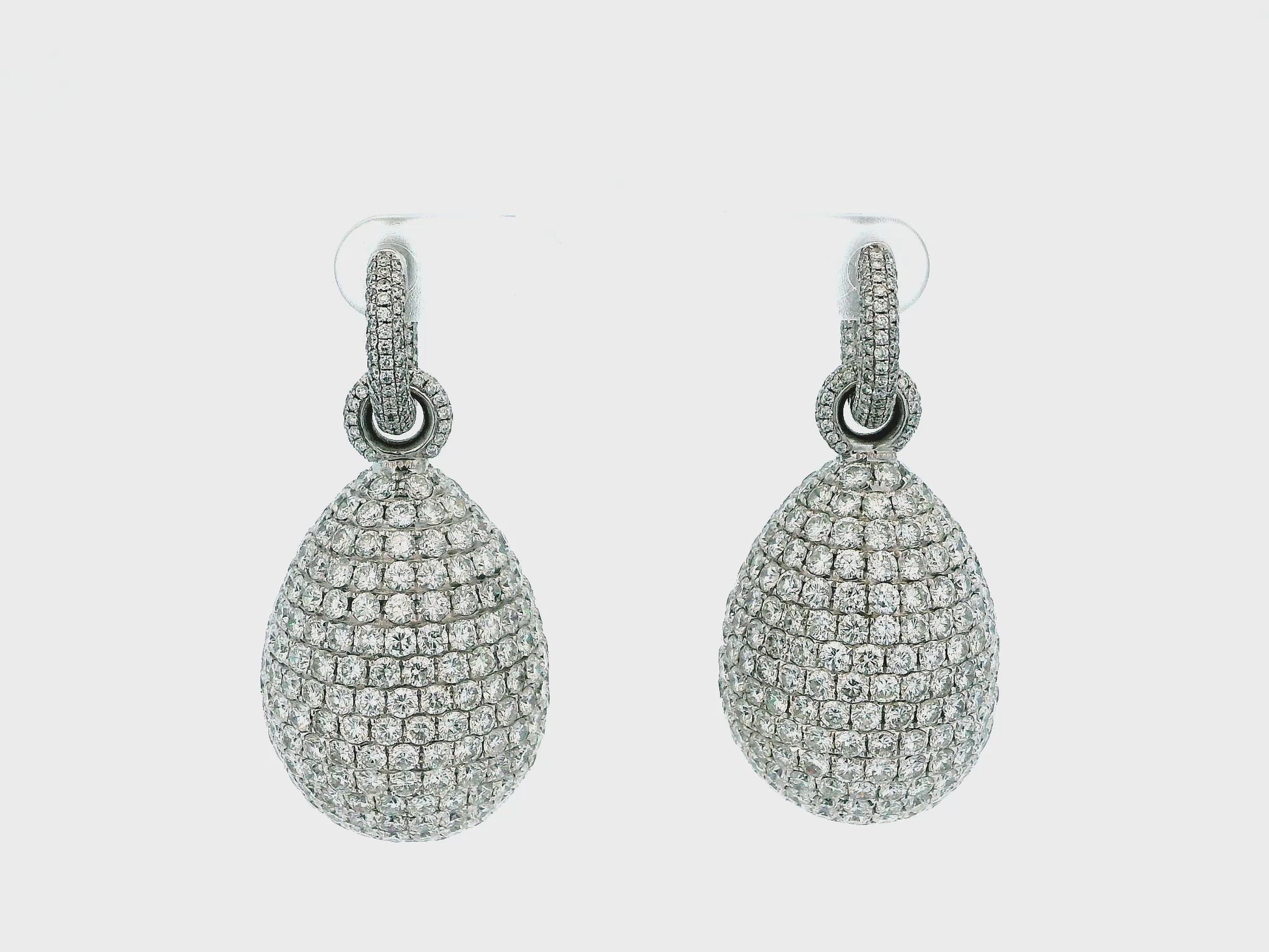 18k White Gold Diamond Drop Earrings