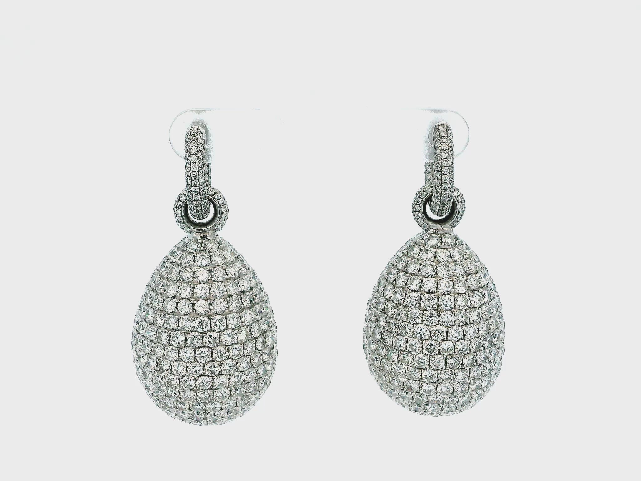 18k White Gold Diamond Drop Earrings