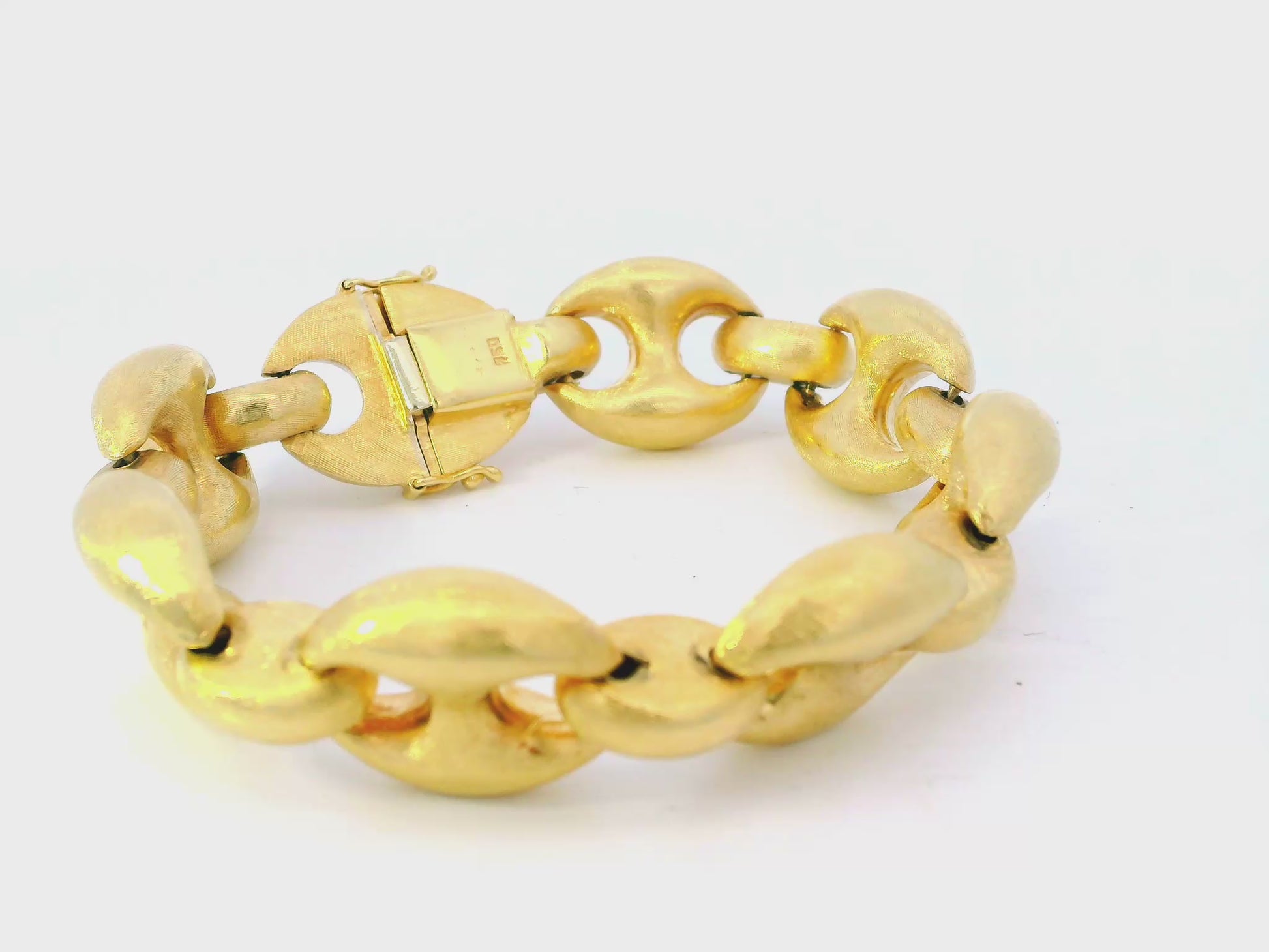 18k Yellow Gold  Florentined Gucci Style Link Bracelet