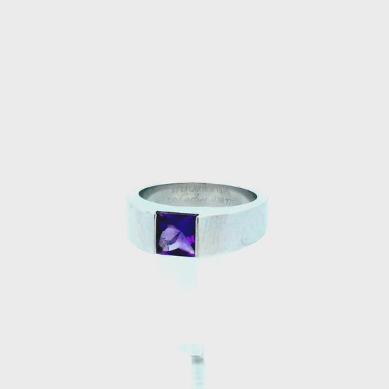 Cartier 18K White Gold Amethyst Gem.